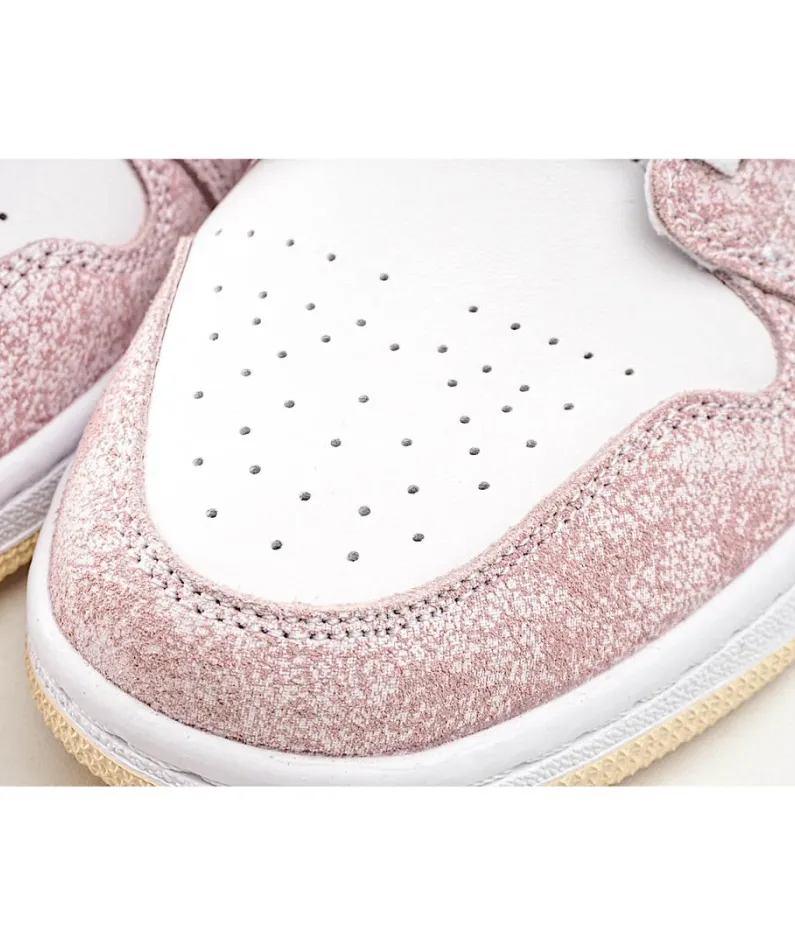 Air Jordan 1 Low GS 'Strawberry Ice Cream'