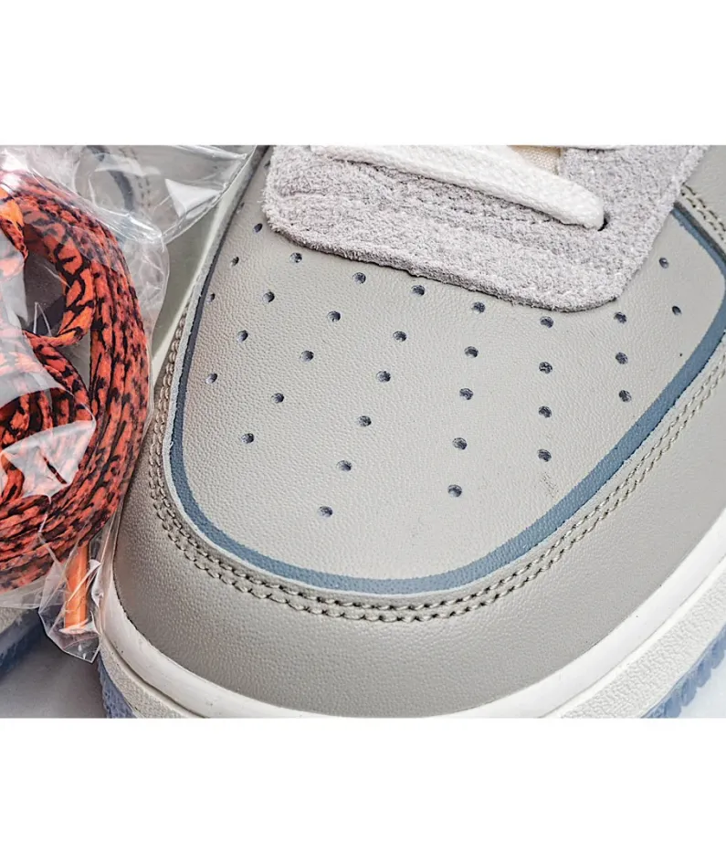 NikeAir Force 1 Low Low Top Sneakers