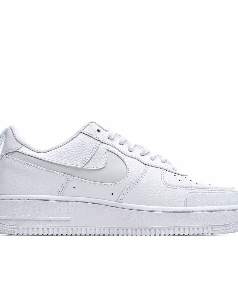 Nike AIR FORCE 1 IN-CUT REFLECTIVE SWOOSHES ON THE 3M 