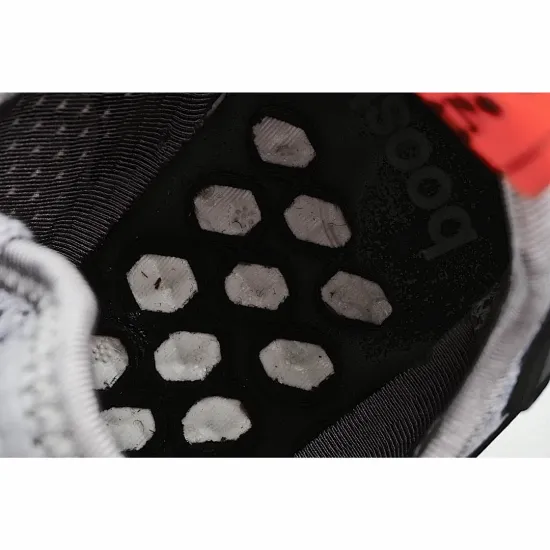 Adidas NMD R-1