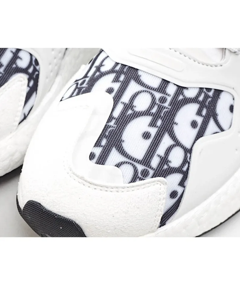 Adidas adidas   Originals 2020 Day Jogger Boost 