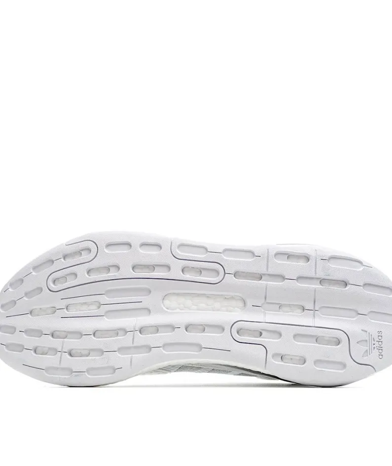 Adidas Originals 2020 Day Jogger Boost  