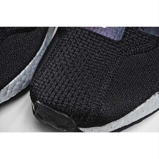 Adidas NMD_R1 V2 Boost