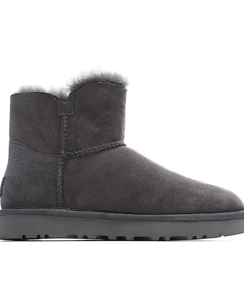 UGG Classic Mini series snow boots