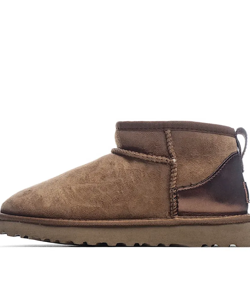 UGG Classic Mini series snow boots