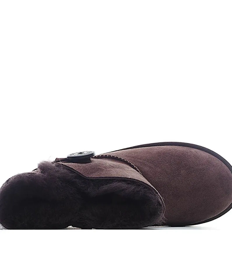 UGG Classic Mini series snow boots
