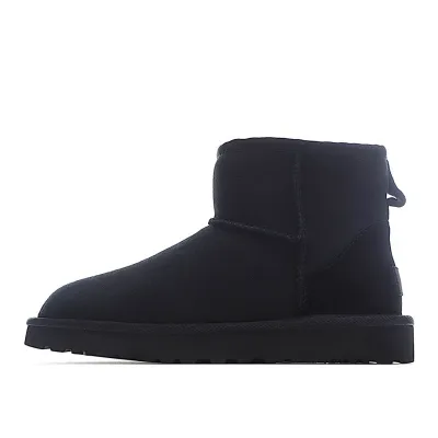 UGG Classic Mini series snow boots