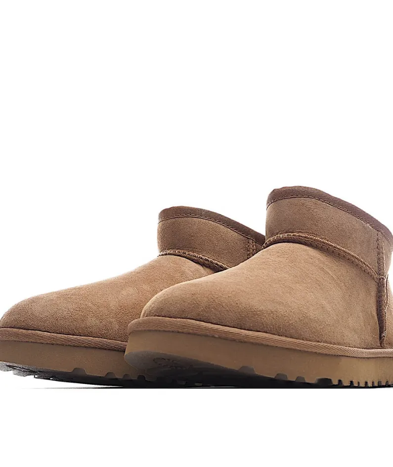UGG Classic Mini series snow boots
