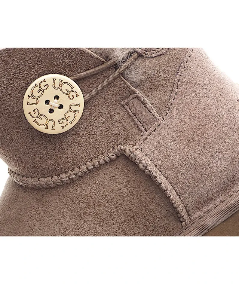 UGG Classic Mini series snow boots