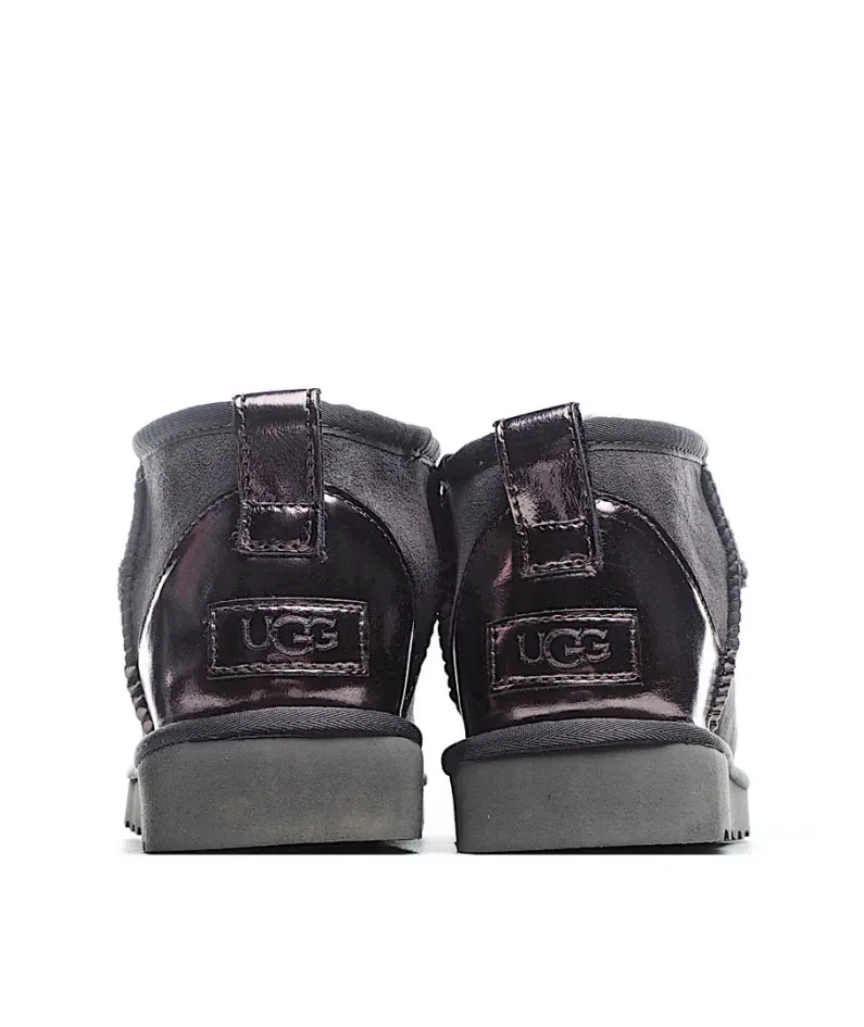 UGG Classic Mini series snow boots