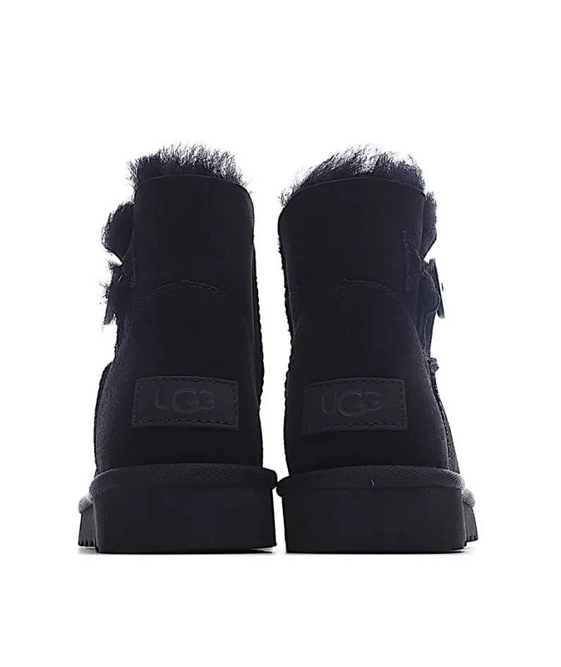 UGG Classic Mini series snow boots