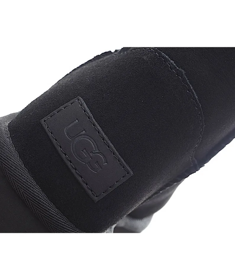 UGG Classic Mini series snow boots