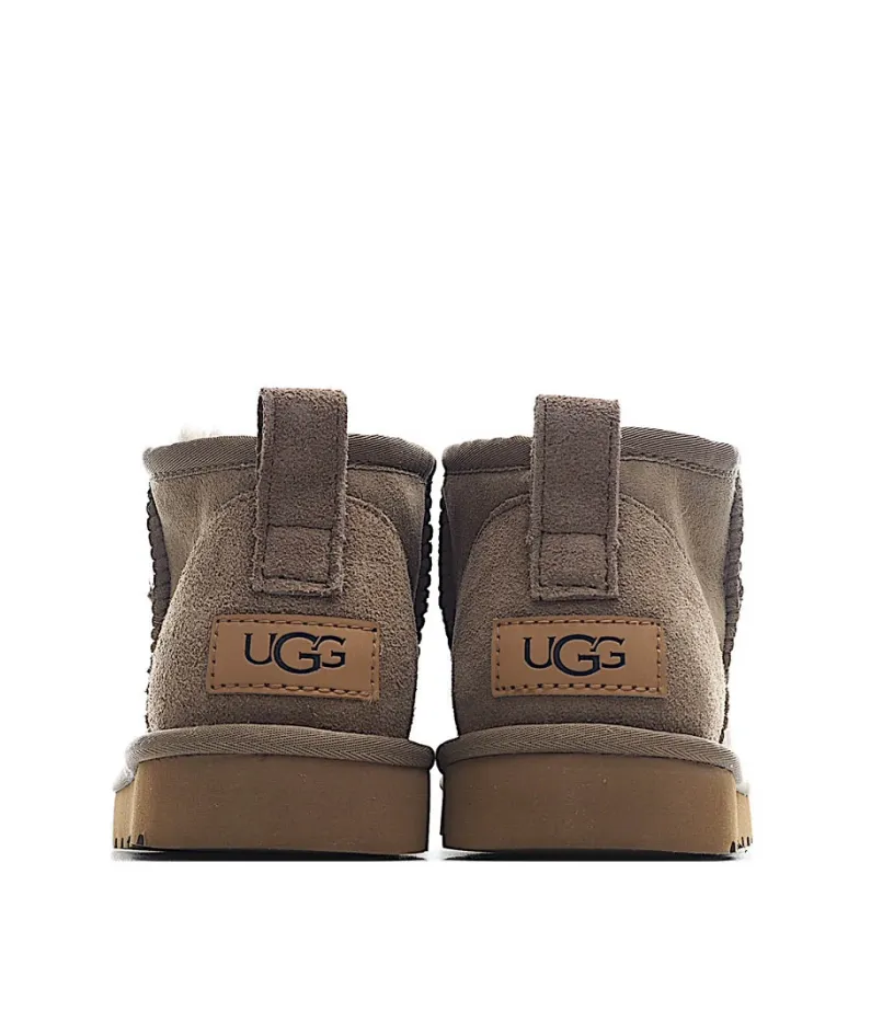 UGG Classic Mini series snow boots