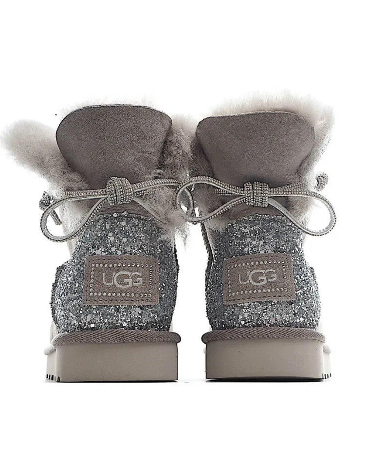UGG Classic Mini series snow boots