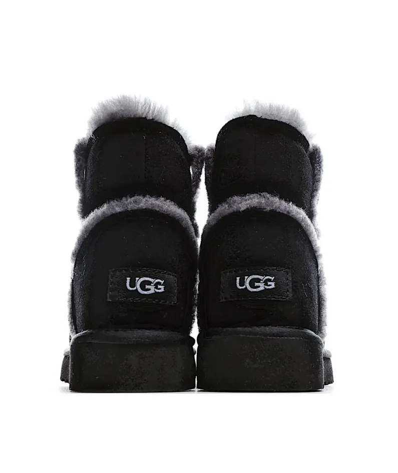 UGG Classic Mini series snow boots