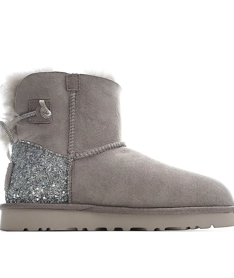 UGG Classic Mini series snow boots