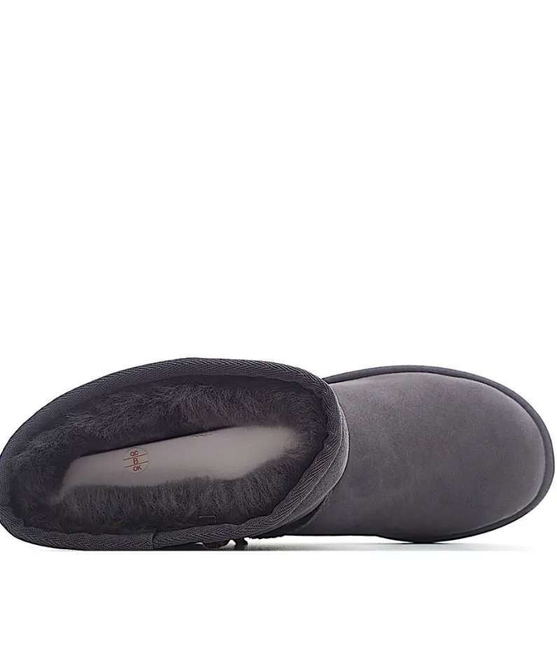 UGG Classic Mini series snow boots