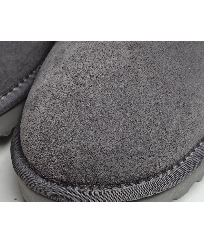 UGG Classic Mini series snow boots