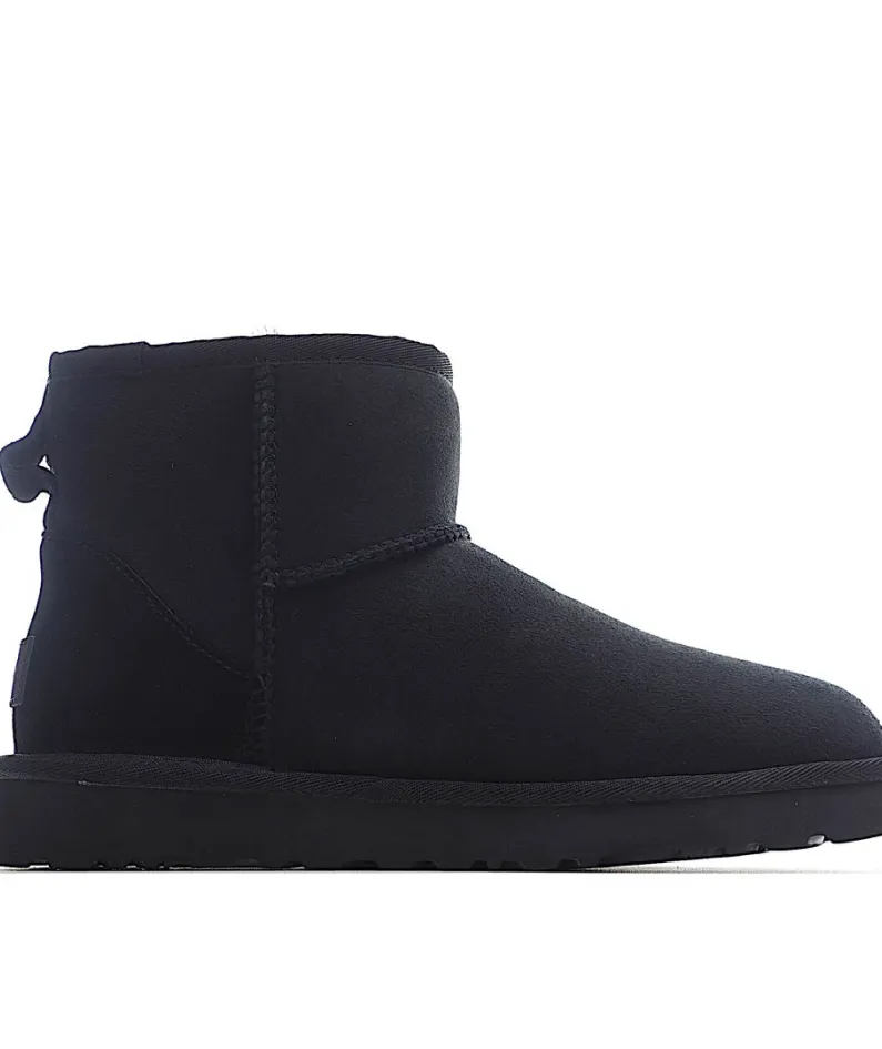 UGG Classic Mini series snow boots