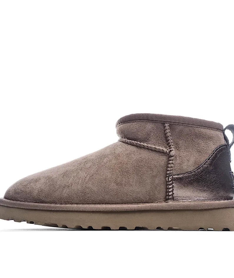 UGG Classic Mini series snow boots