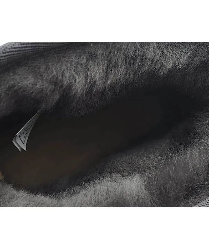 UGG Classic Mini series snow boots