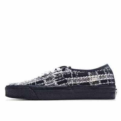 Vans Authentic Low-Top Sneakers