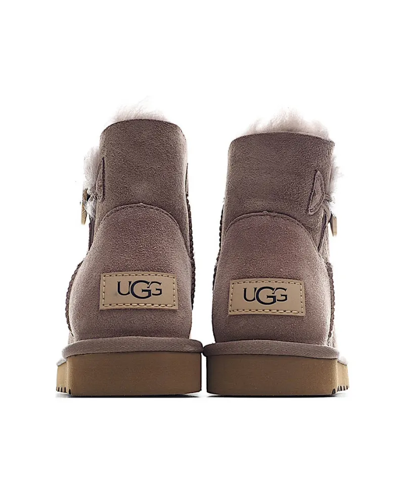 UGG Classic Mini series snow boots