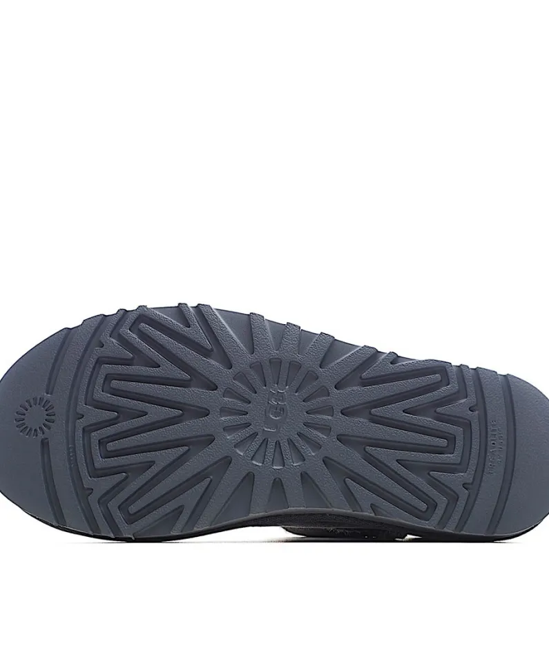 UGG Classic Mini series snow boots