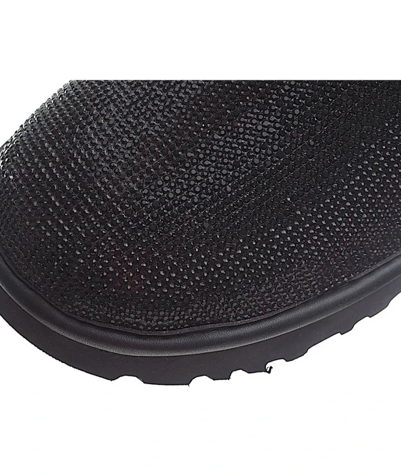 UGG Classic Mini series snow boots