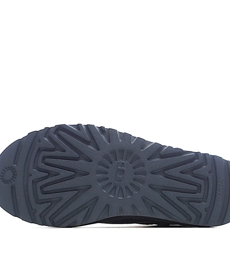 UGG Classic Mini series snow boots