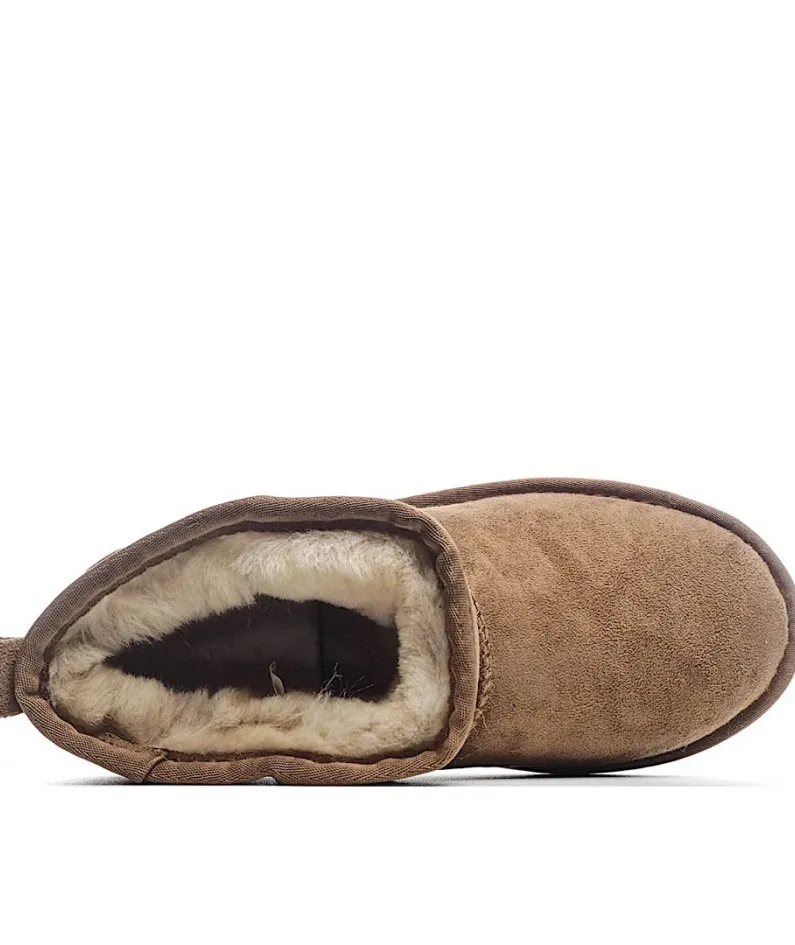 UGG Classic Mini series snow boots