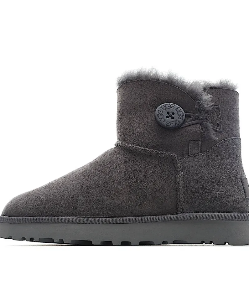 UGG Classic Mini series snow boots