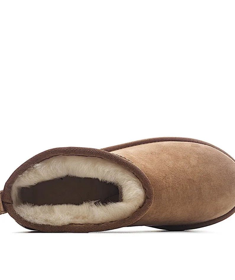 UGG Classic Mini series snow boots