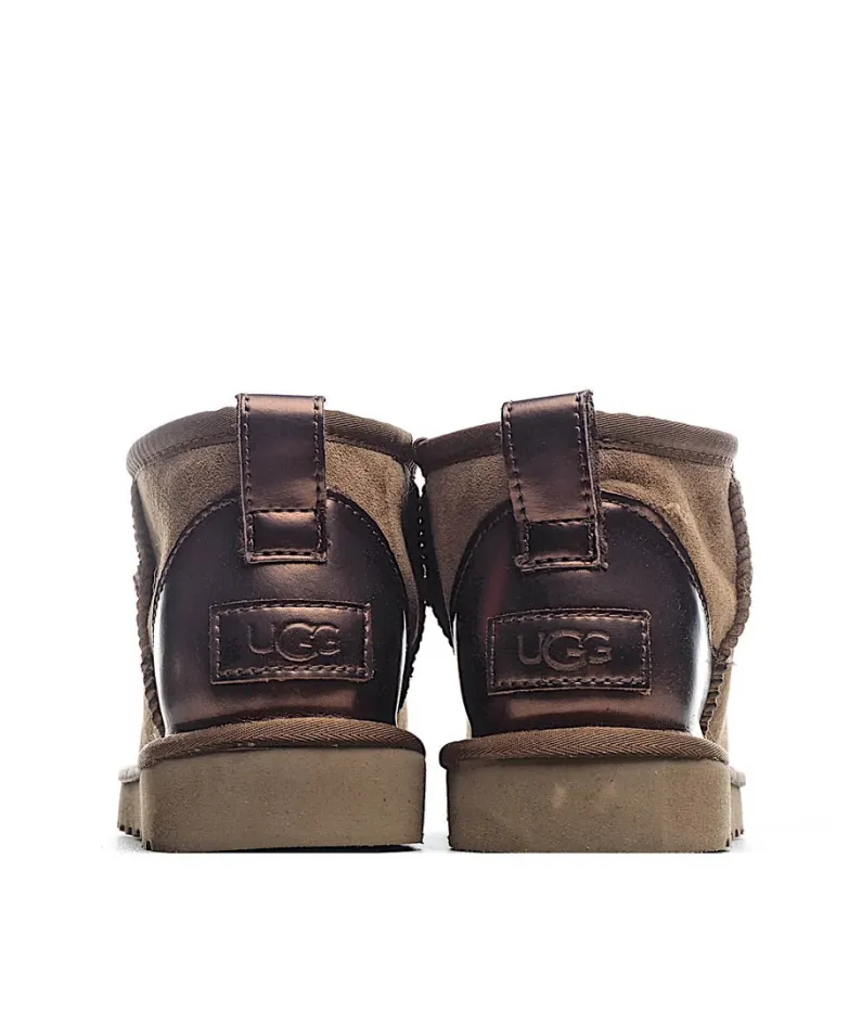 UGG Classic Mini series snow boots