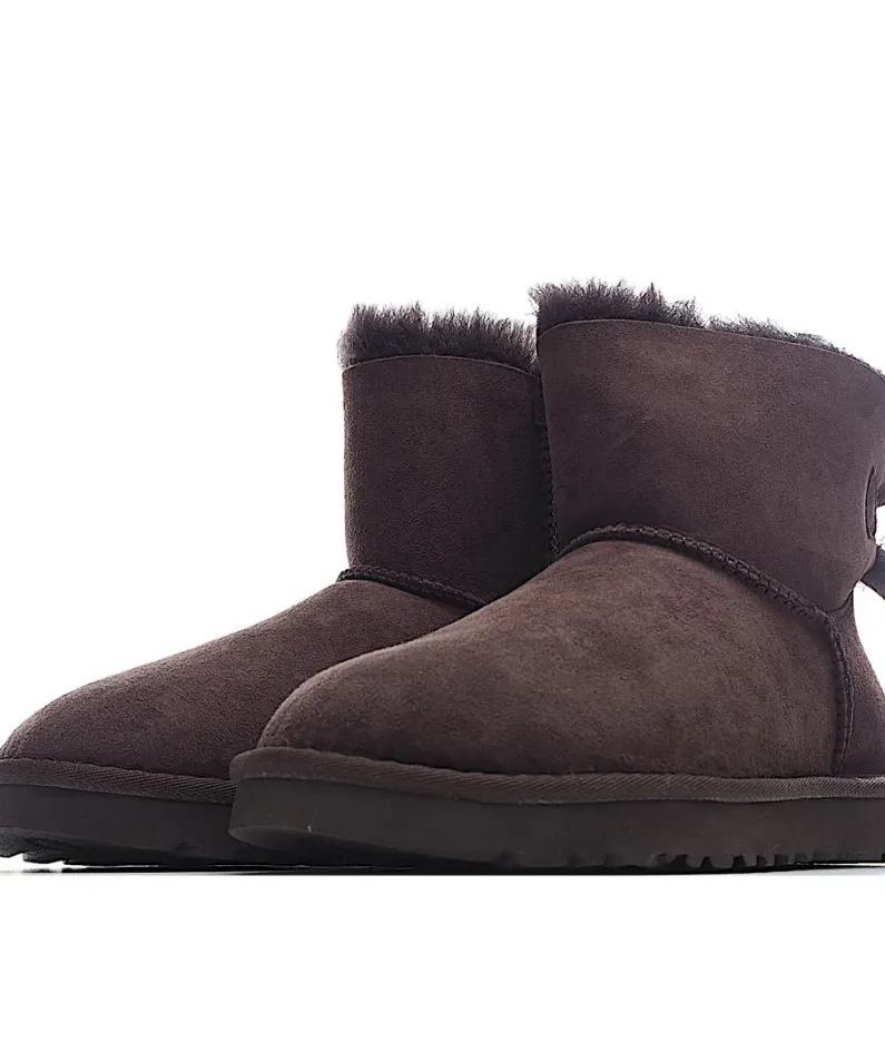UGG Classic Mini series snow boots