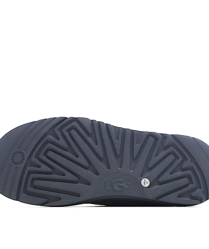 UGG Classic Sneakers Martin Boots