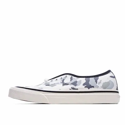 Vans Authentic Low-Top Sneakers