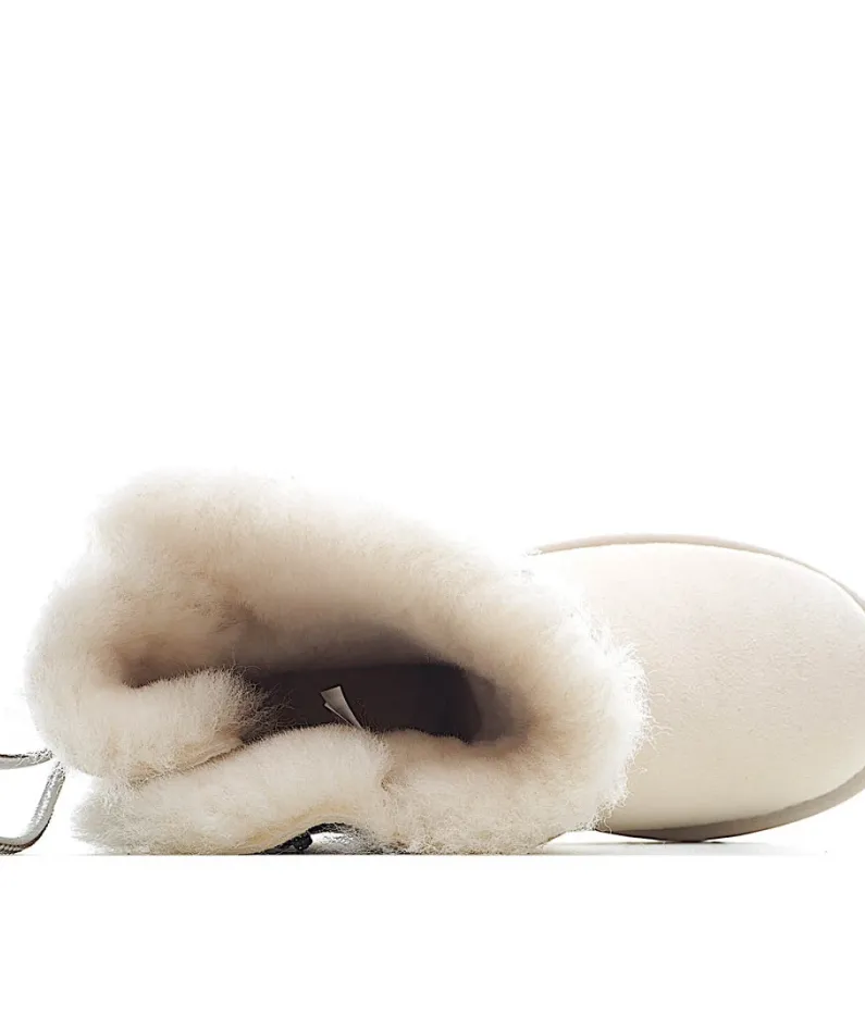 UGG Classic Mini series snow boots