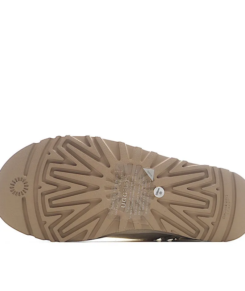 UGG Classic Mini series snow boots