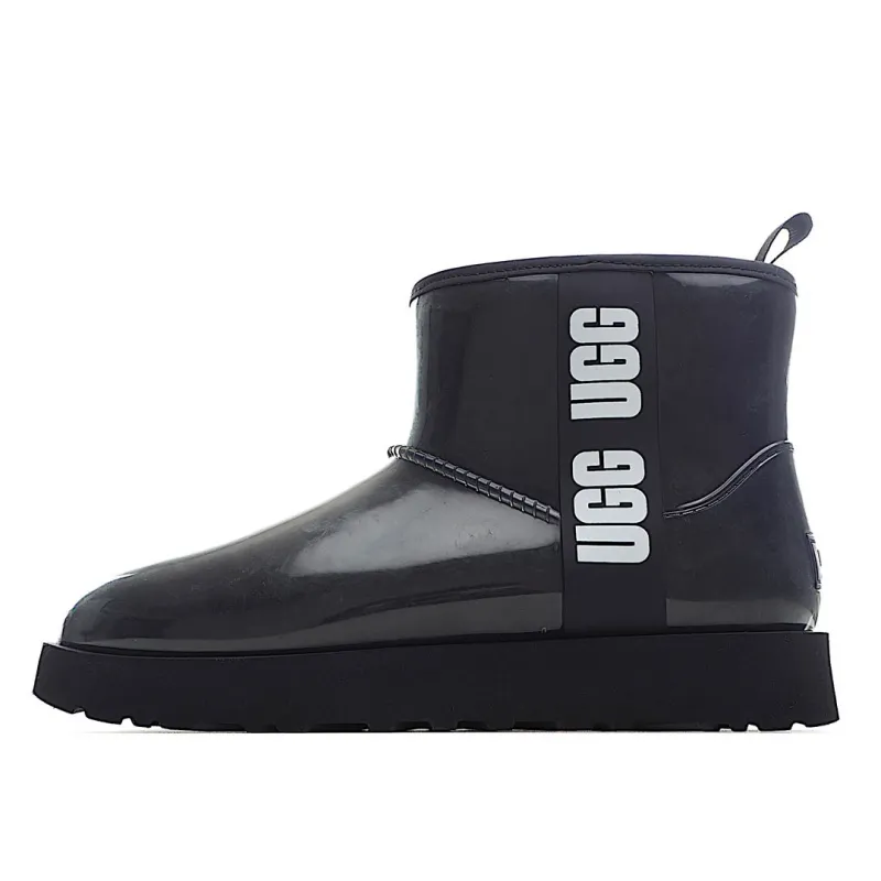 UGG Classic Mini series snow boots