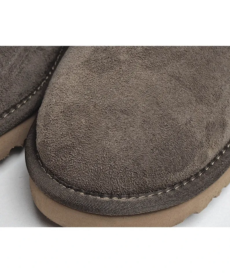 UGG Classic Mini series snow boots