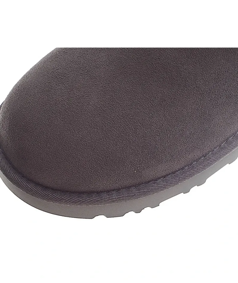 UGG Classic Mini series snow boots
