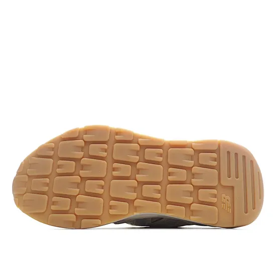 New Balance Casual Sneakers