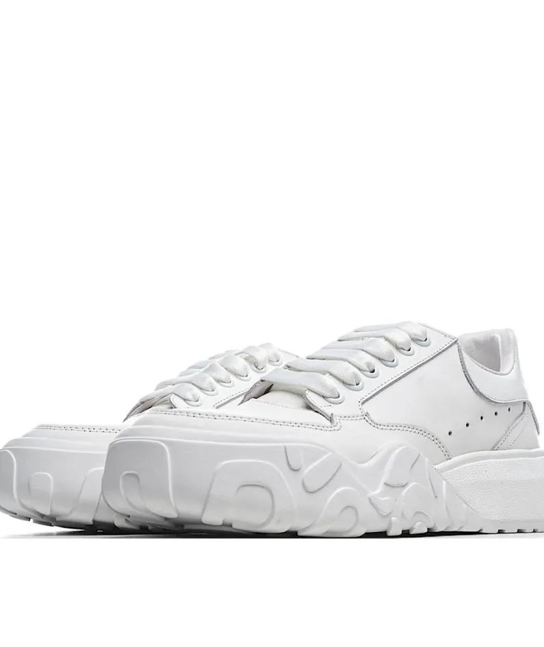Alexander McQueen sole sneakers
