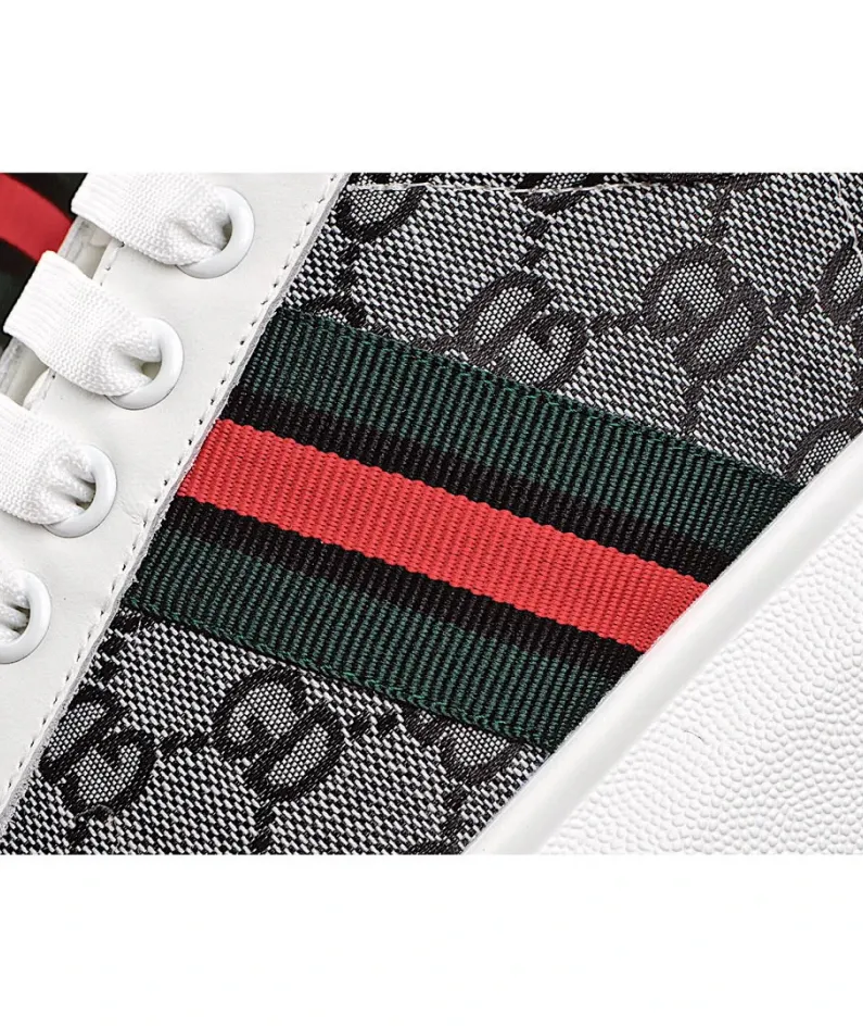 Alexander McQueen sole sneakers
