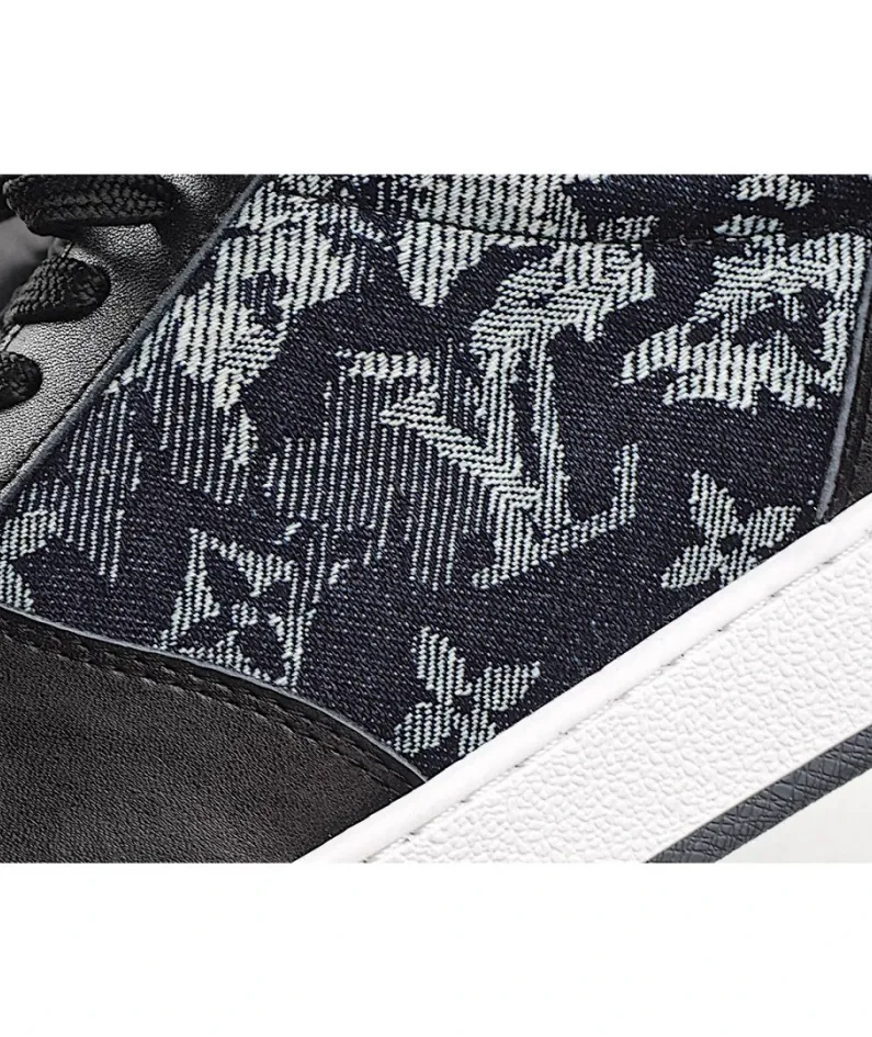 Louis Vuitton Squad Sneaker High High-Top Sneakers