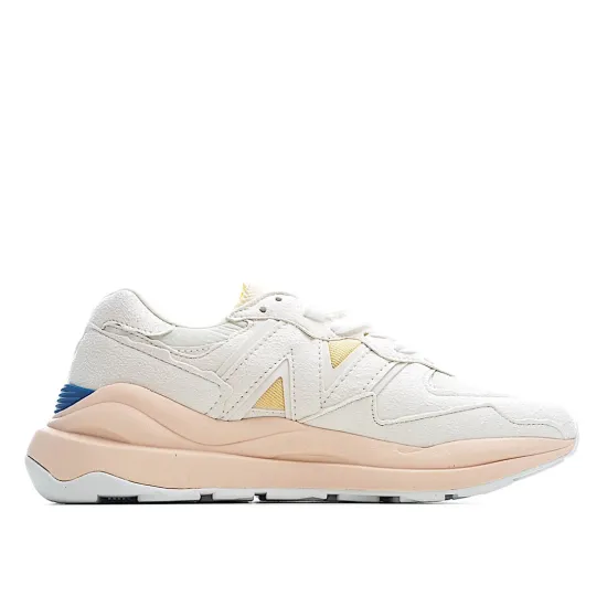 New Balance Casual Sneakers
