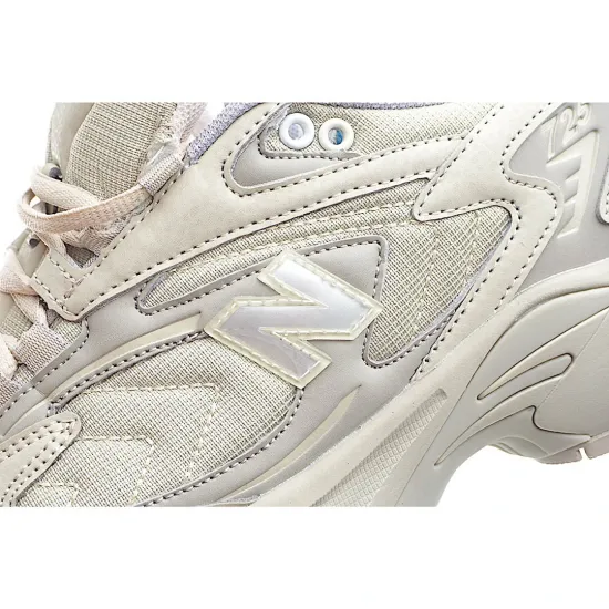 New Balance Casual Sneakers