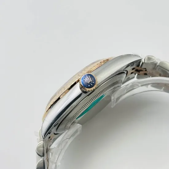 Rolex Datejust Diameter: 41 mm