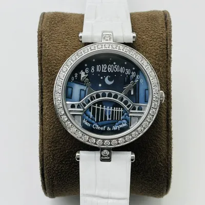 Van Cleef & Arpels watch Diameter: 38*8 mm